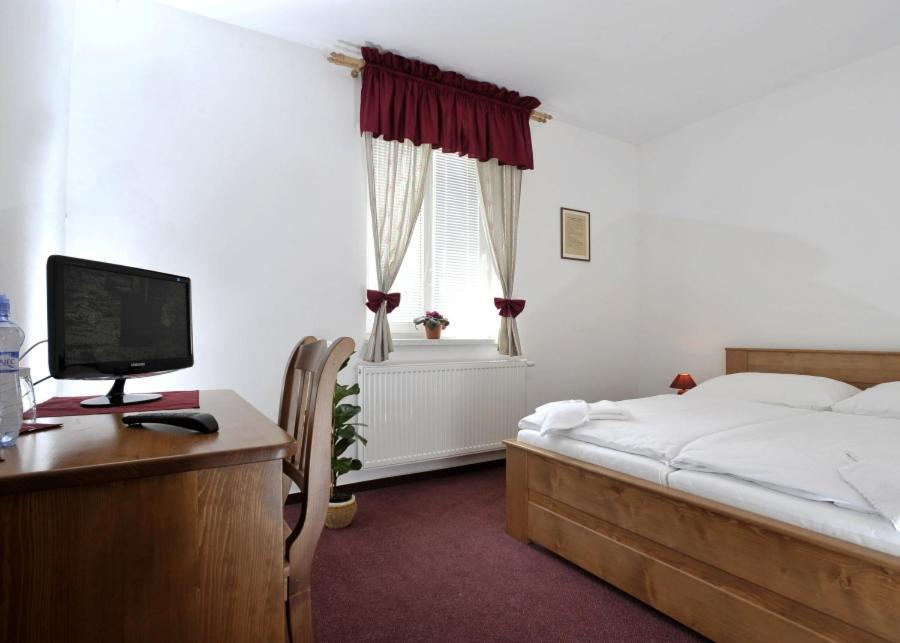 Pension U Vsech Certu Jicin Room photo