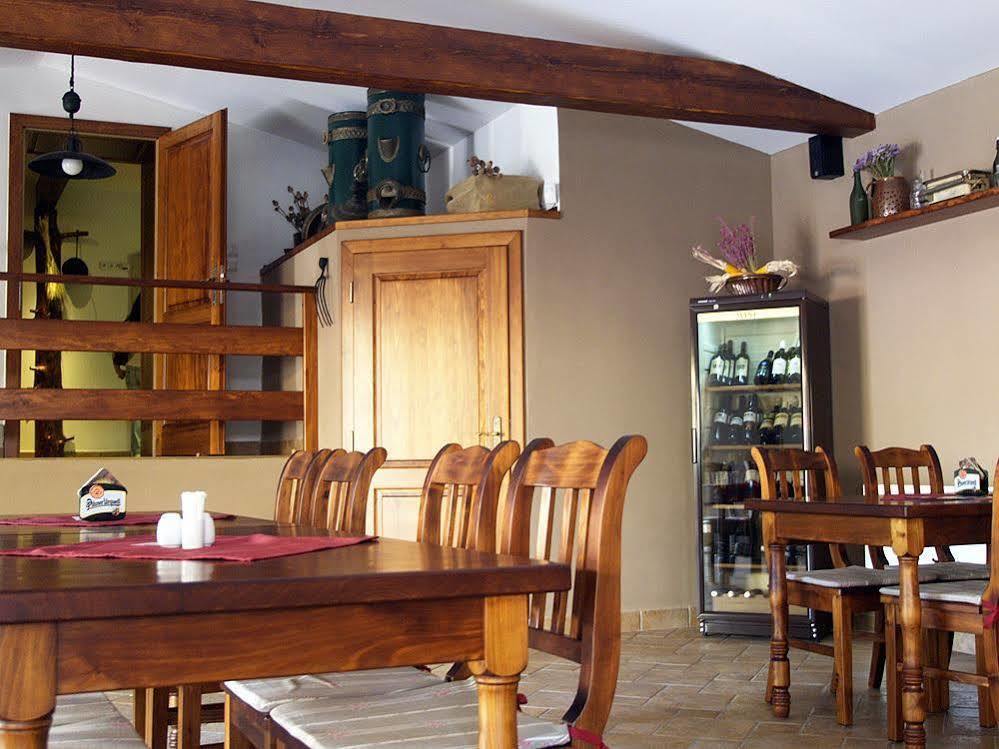 Pension U Vsech Certu Jicin Exterior photo